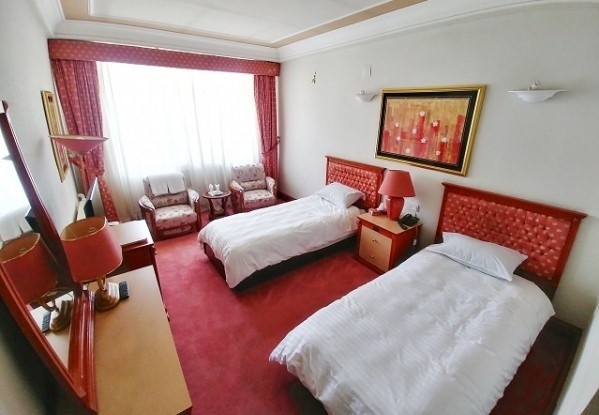 اتاق دو تخته تویین هتل اخوان کرمان